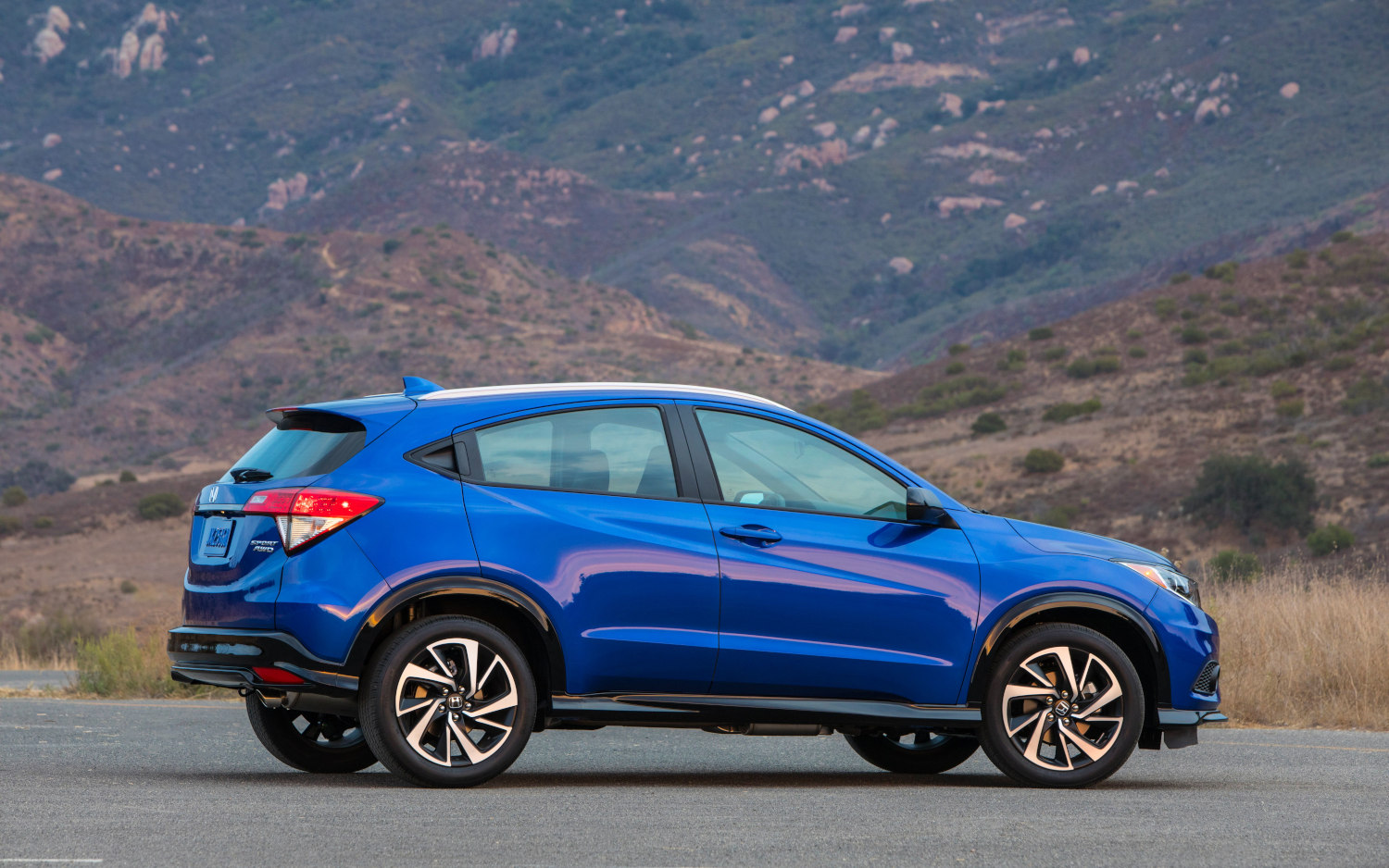 Comparison Honda HRV Sport 2020 vs Nissan Kicks ePower 2021